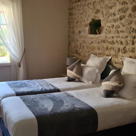 Logis Hotel La Bastide Saint Bach Suze la Rousse Bagian luar foto