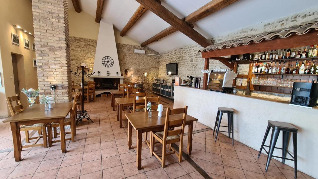 Logis Hotel La Bastide Saint Bach Suze la Rousse Bagian luar foto